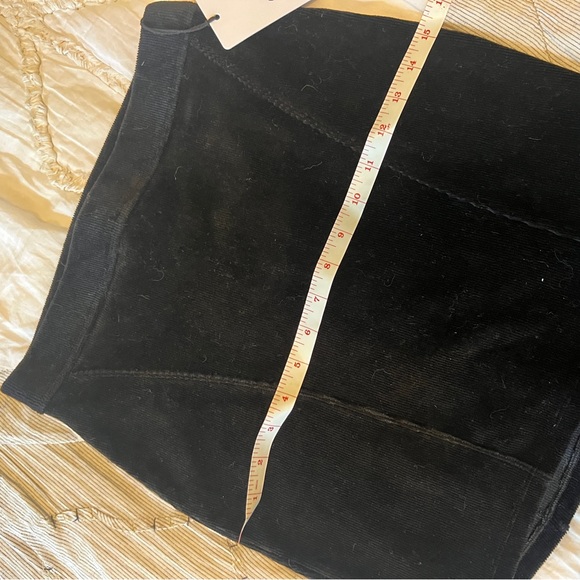 Alo Yoga Skirt NWT - Picture 8 of 14